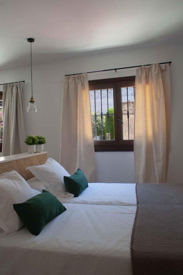Apartamentos Tres Llaves Palacio De Vela De Los Cobos Úbeda Eksteriør bilde