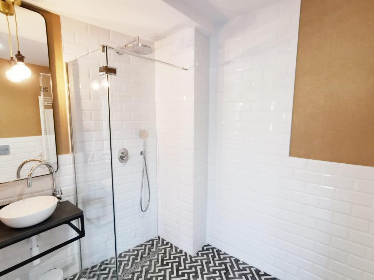 Apartamentos Tres Llaves Palacio De Vela De Los Cobos Úbeda Eksteriør bilde