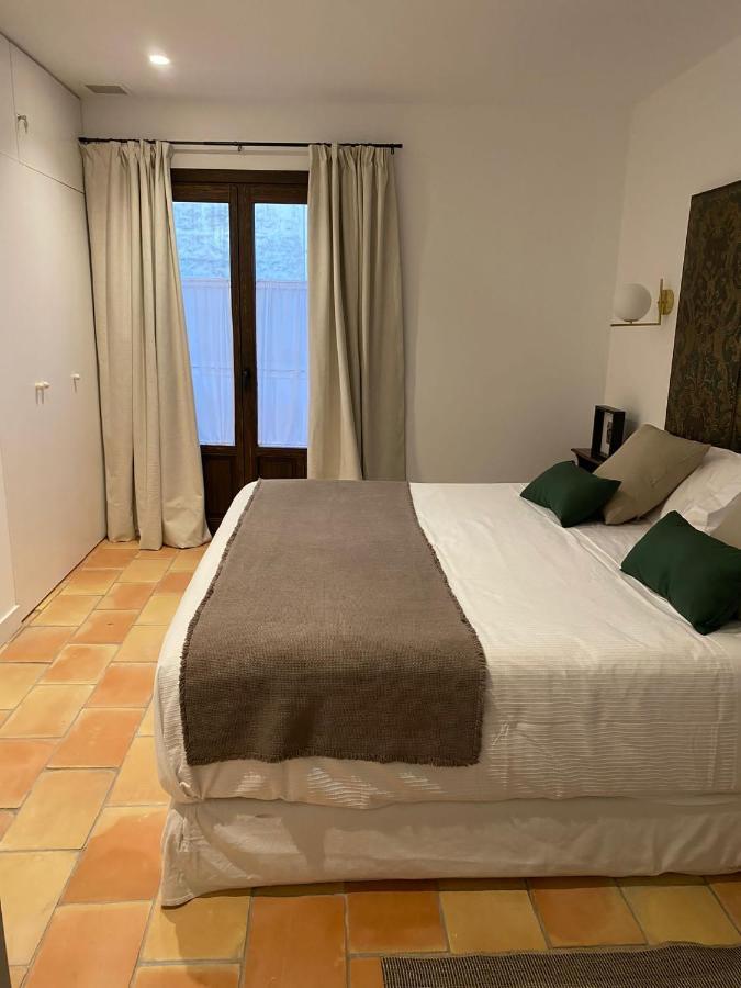 Apartamentos Tres Llaves Palacio De Vela De Los Cobos Úbeda Eksteriør bilde